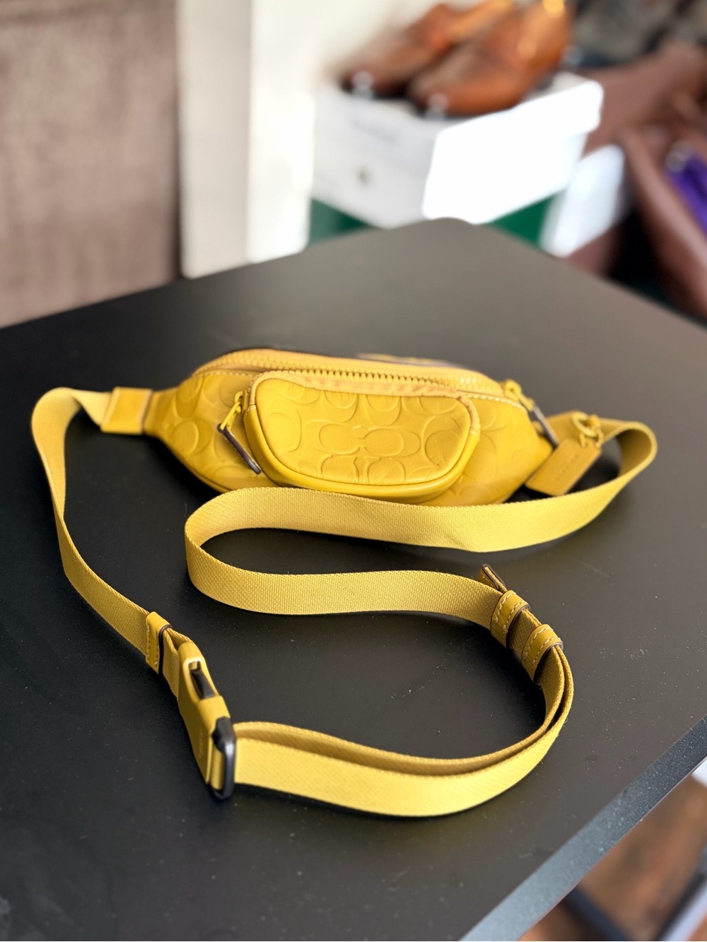 *pre-loved* COACH chartreuse signature belt bag - Picture 2 of 8